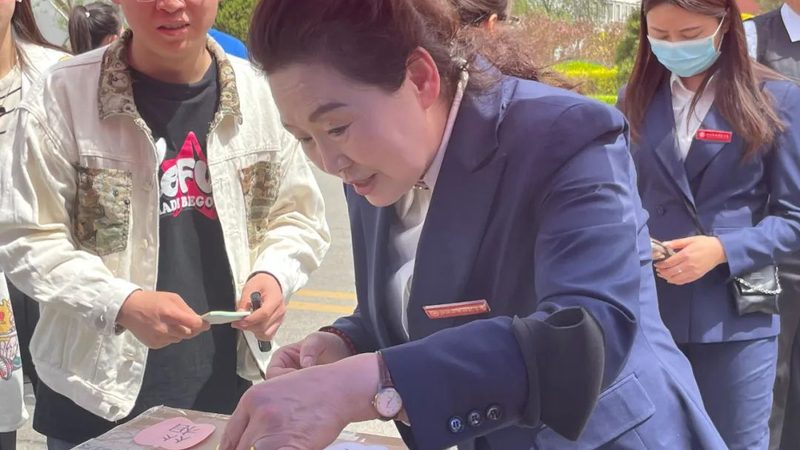 企业户外拓展活动策划：五大关键注意事项**